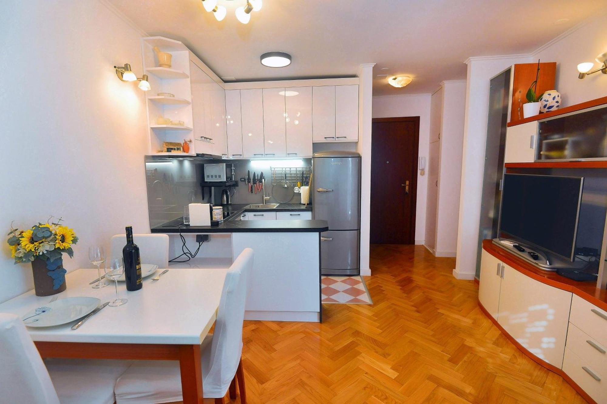 One Bedroom Apartment Terrace Parking 스플리트 외부 사진